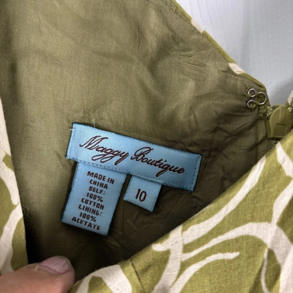 Maggie Boutique Suzy Chin 10 Fit Flare Green Cream Patterned Pleated Midi‎ Dress
